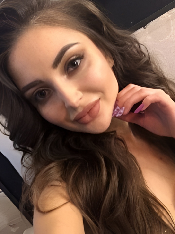 Доминика привлекательная девушка из Калуги цена от 5000 руб