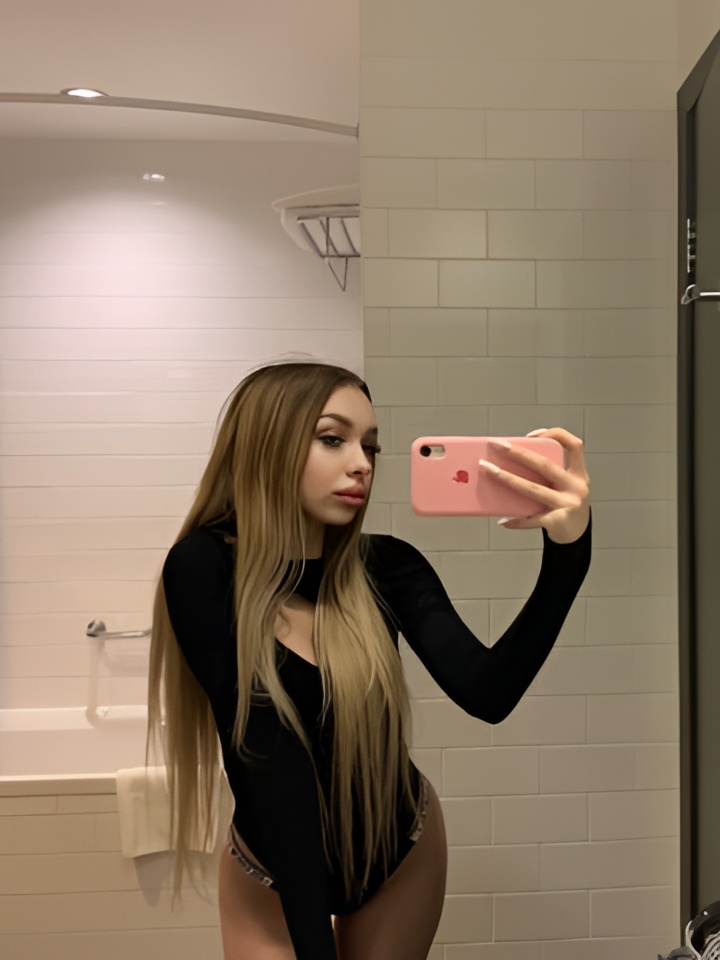 Рената привлекательная девушка из Калуги цена от 2500 руб