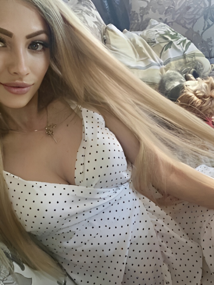 Индивидуалка София, доступна для личного знакомства от 3000 руб