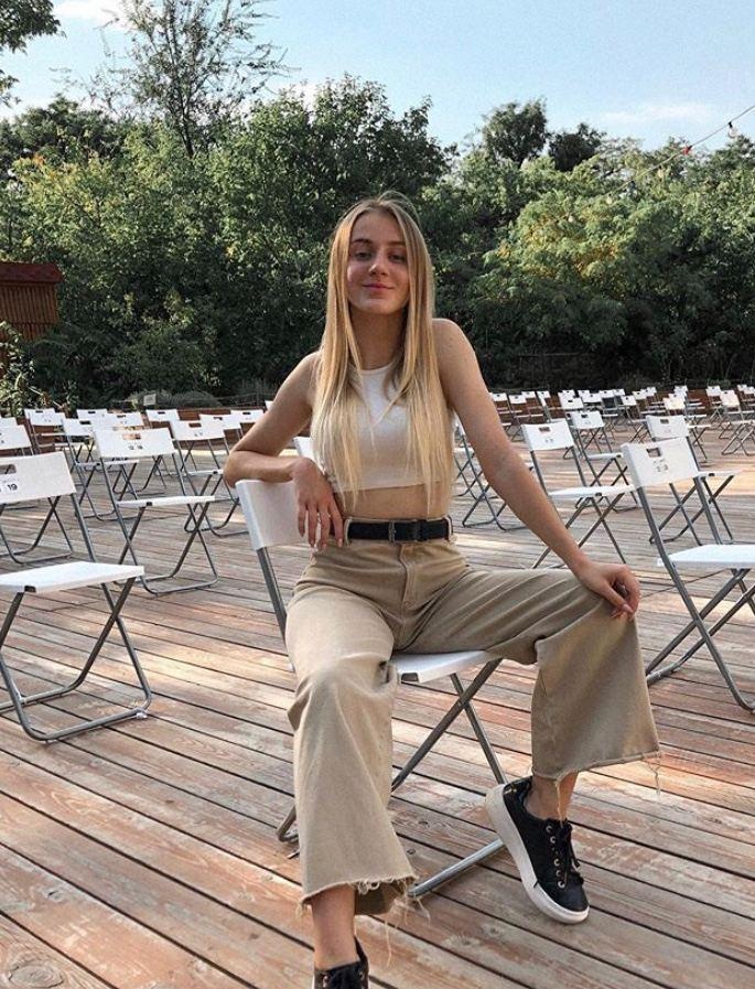 🎥 ДАРЬЯ привлекательная девушка из Калуги цена от 5000 руб