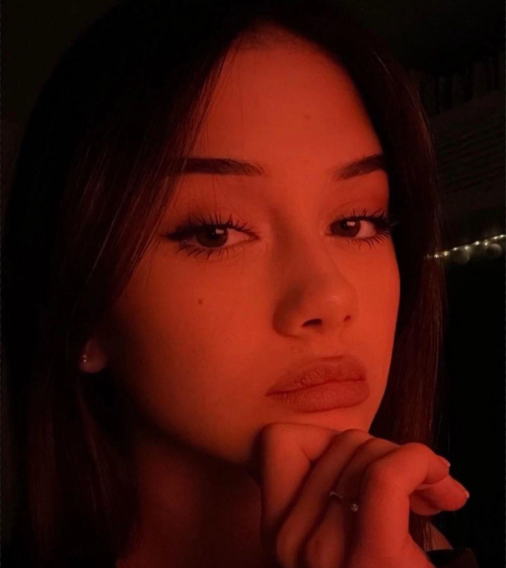 Анна привлекательная девушка из Калуги цена от 6000 руб