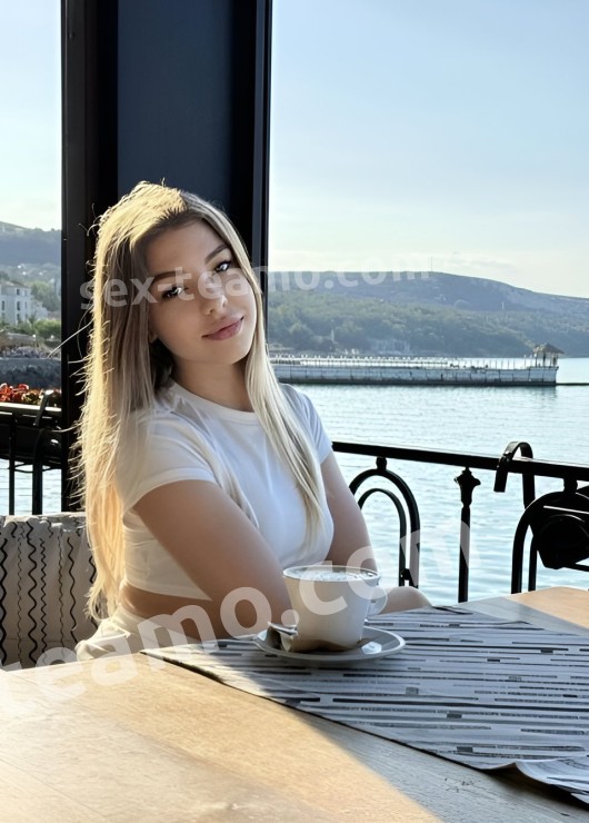 Ангелина привлекательная девушка из Калуги цена от 3000 руб